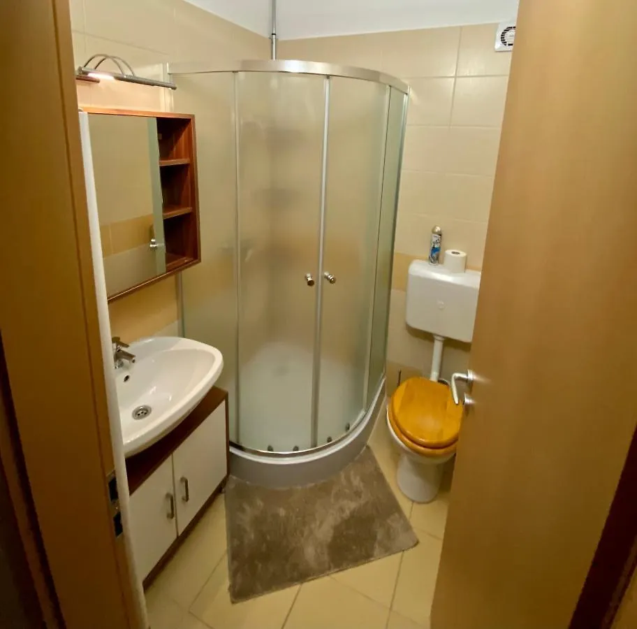 Barand Apartman Έγκερ Διαμέρισμα