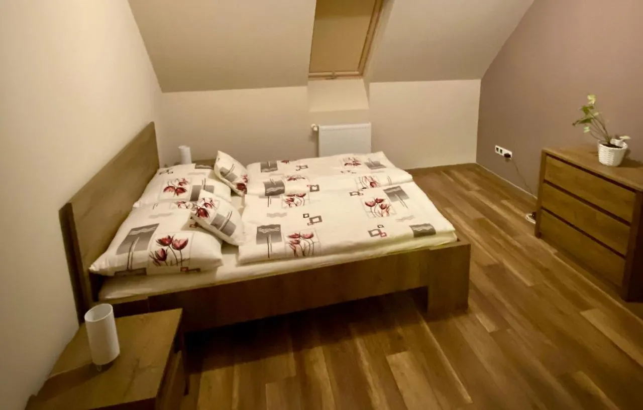 Barand Apartman Έγκερ Διαμέρισμα