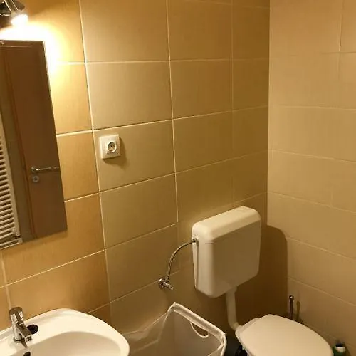 Barand Apartman Έγκερ Ουγγαρία